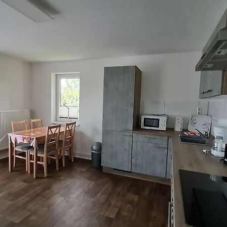 Komfortabele Ferienwohnung In Ruhiger Lage Sassnitz Esterno foto
