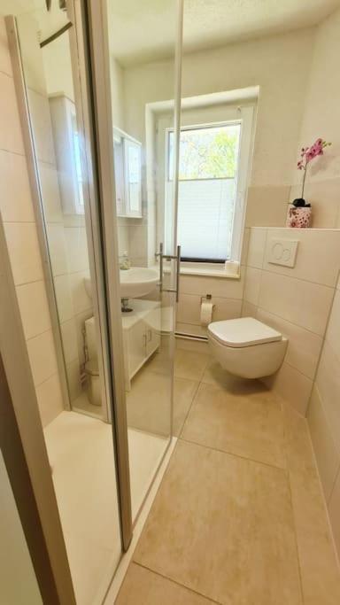 Komfortabele Ferienwohnung In Ruhiger Lage Sassnitz Esterno foto