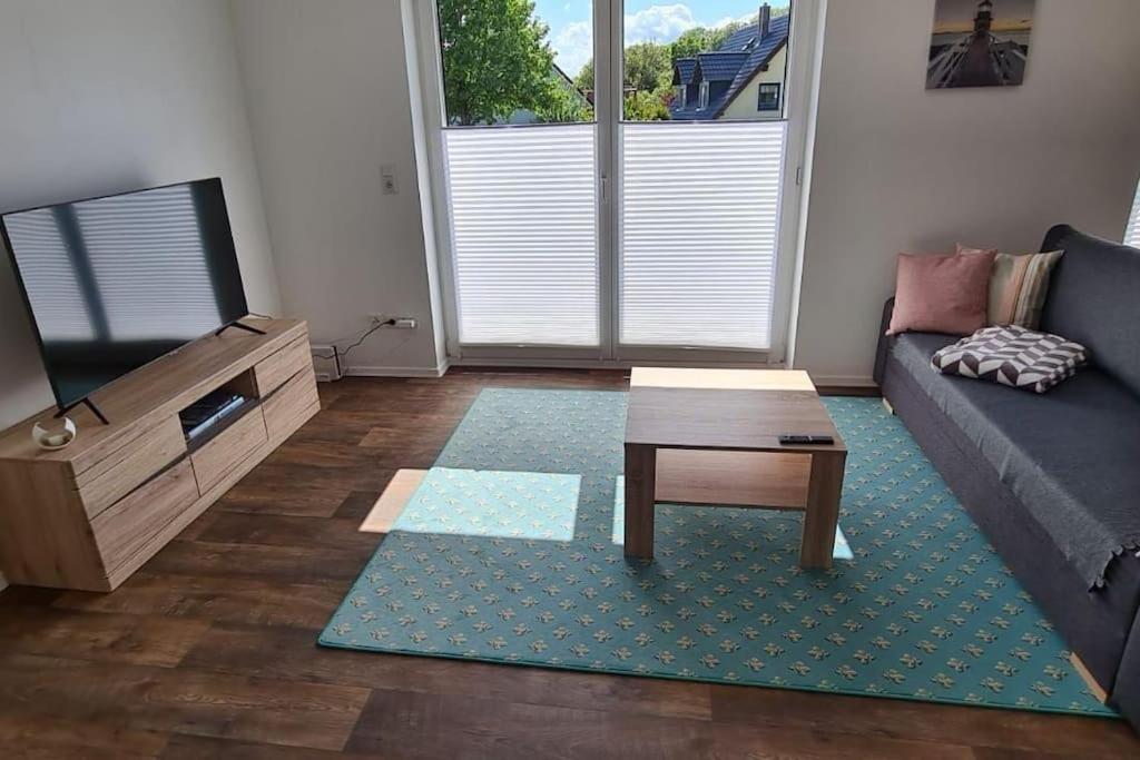 Komfortabele Ferienwohnung In Ruhiger Lage Sassnitz Esterno foto